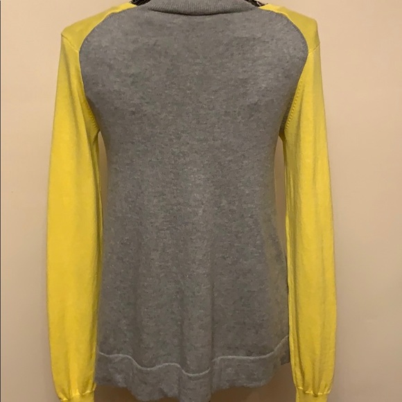 EUC CAbi Color-block Cardigan With Built-in Ca… - Picture 3 of 6